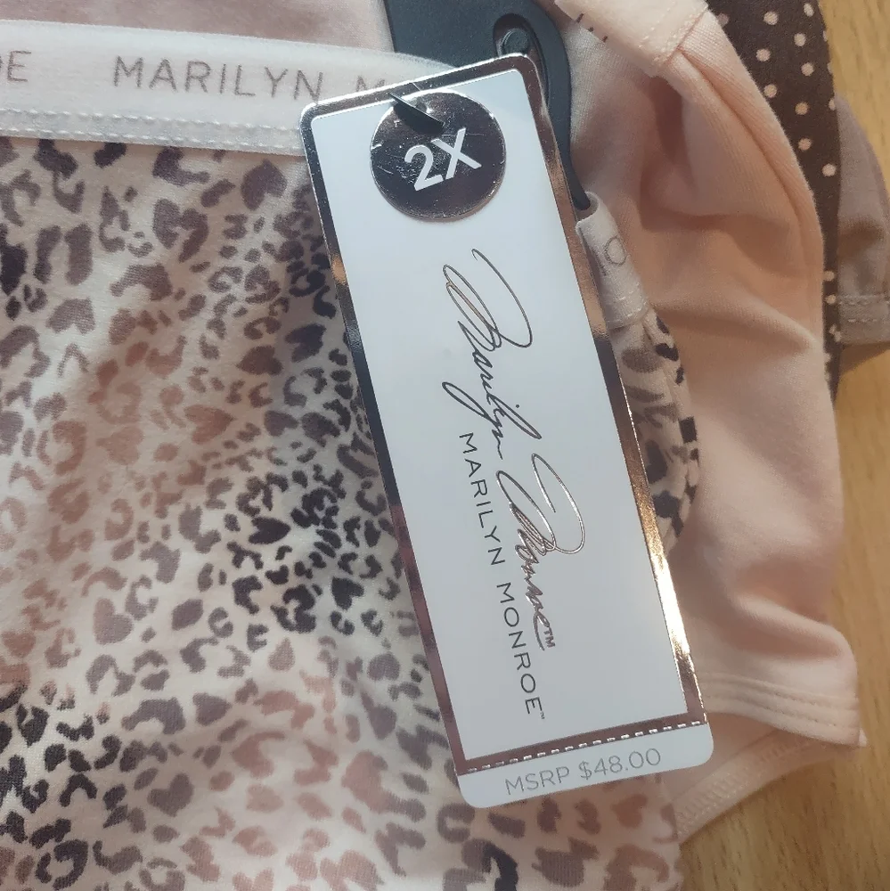 NWT Marilyn Monroe Leopard and Polka Dot Panties Set - Purple and Cream - Picture 11 of 12